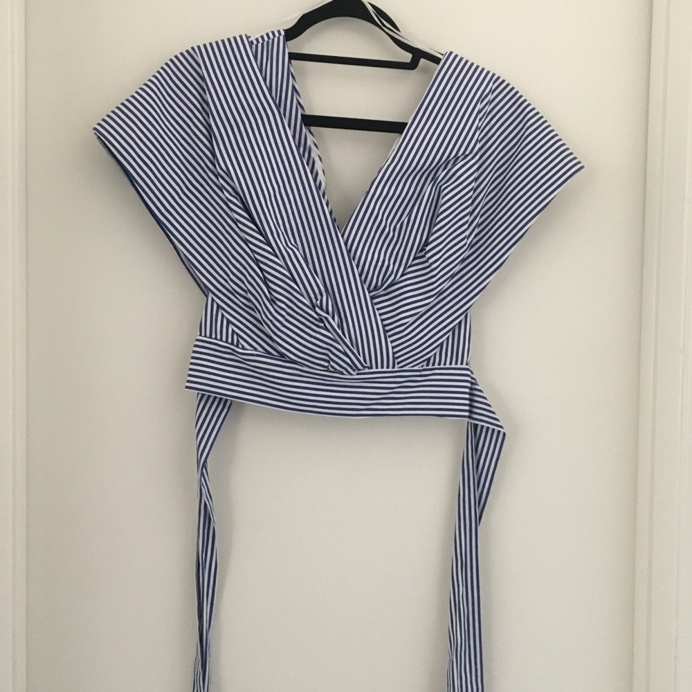 Cropped blouse